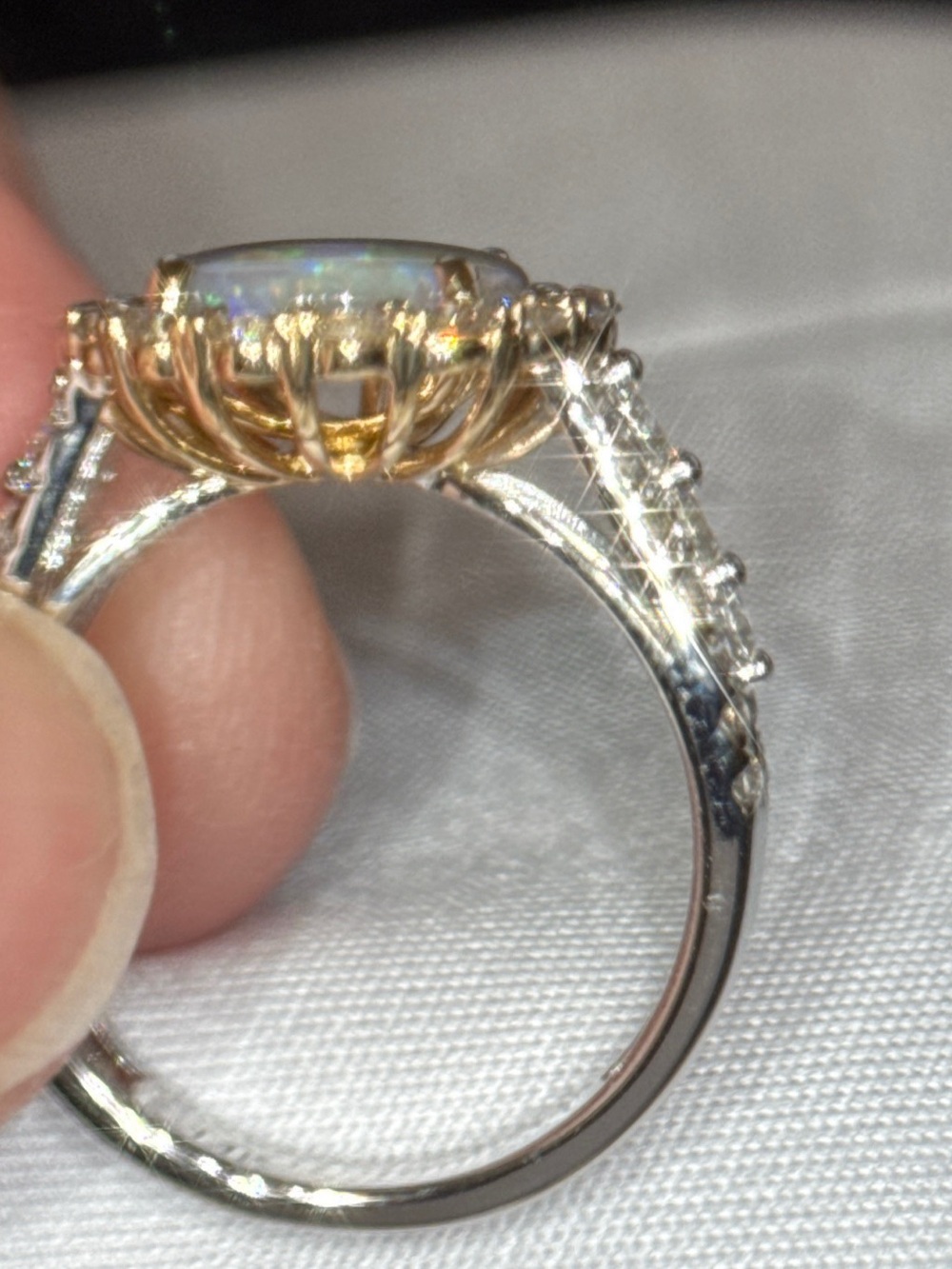 Australian Opal Halo Diamond Ring in White and yellow gold - Picture 11 of 13